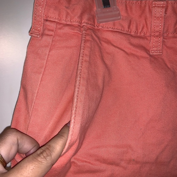 Men’s Size 32 Salmon Colored Flat Front Shorts - Picture 3 of 12